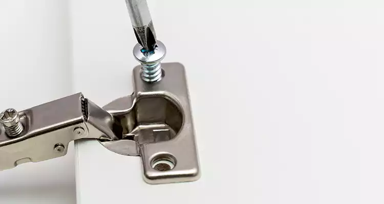 Screen Door Hinge Repair in The Villages, FL