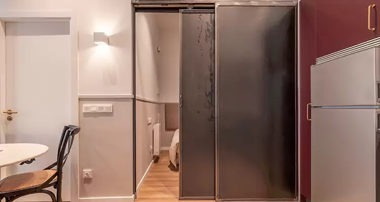 We Fix Closet Sliding Door in The Villages, FL