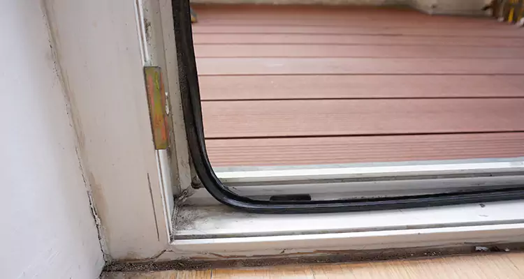 Why Choose Us for Leaking Sliding Glass Door Repair in The Villages, FL?